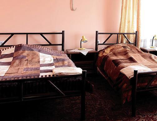Hotel Mily Krosno Quarto foto